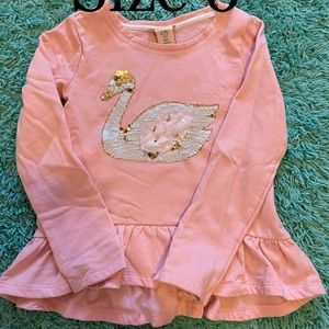 Swan color change shirt